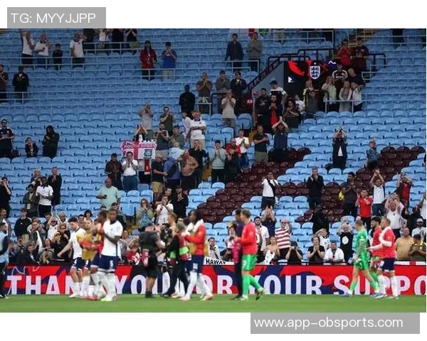 翁达夫连入两球助斯图加特追平多特比赛精彩瞬间回顾