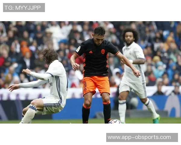 佛罗伦萨租借边锋哈里森达协议达成租期至赛季末可选择买断