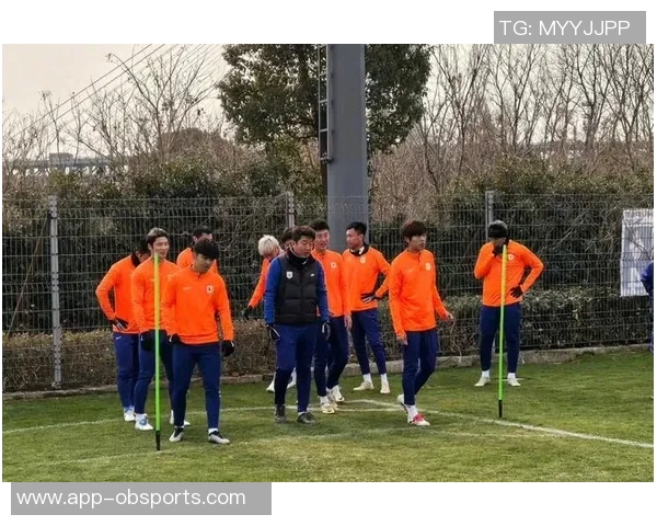 苗原解读阿尔瓦罗与克雷桑的中方经纪人角色及文旅行业的信任选择